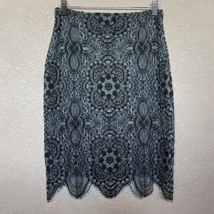 Zara lace over skirt S